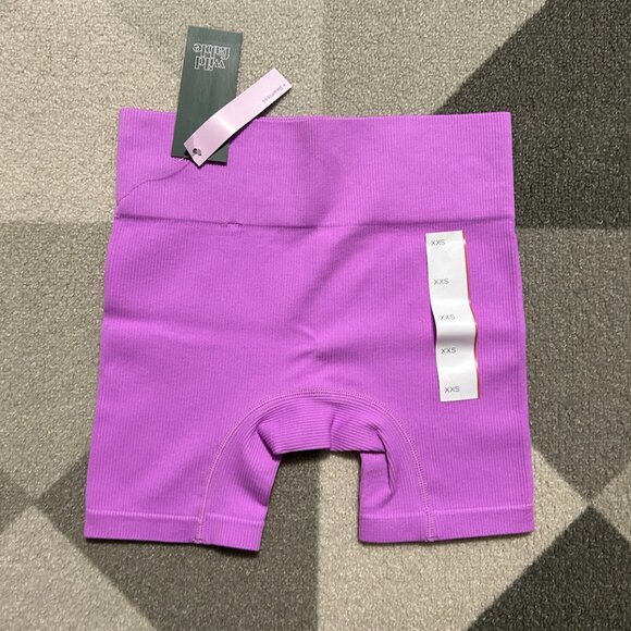 NWT Wild Fable Vibrant Purple Seamless Ribbed Biker Shorts Women's Size XXS - Picture 3 of 5
